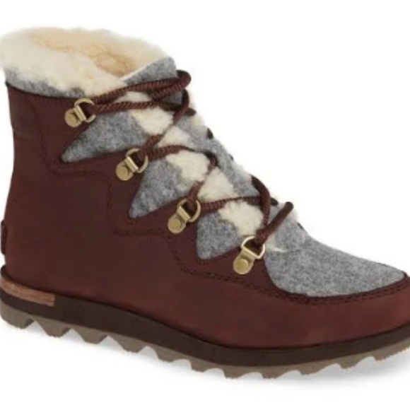 NWT Sorel Women’s Sneakchic Alpine Boot - Picture 2 of 4